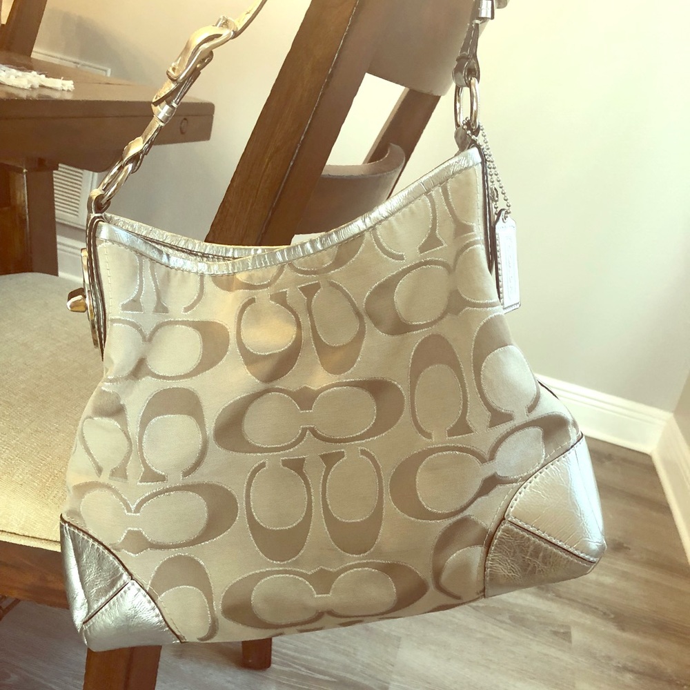 AUTHENTIC****Silver Coach Purse: Medium Tote
